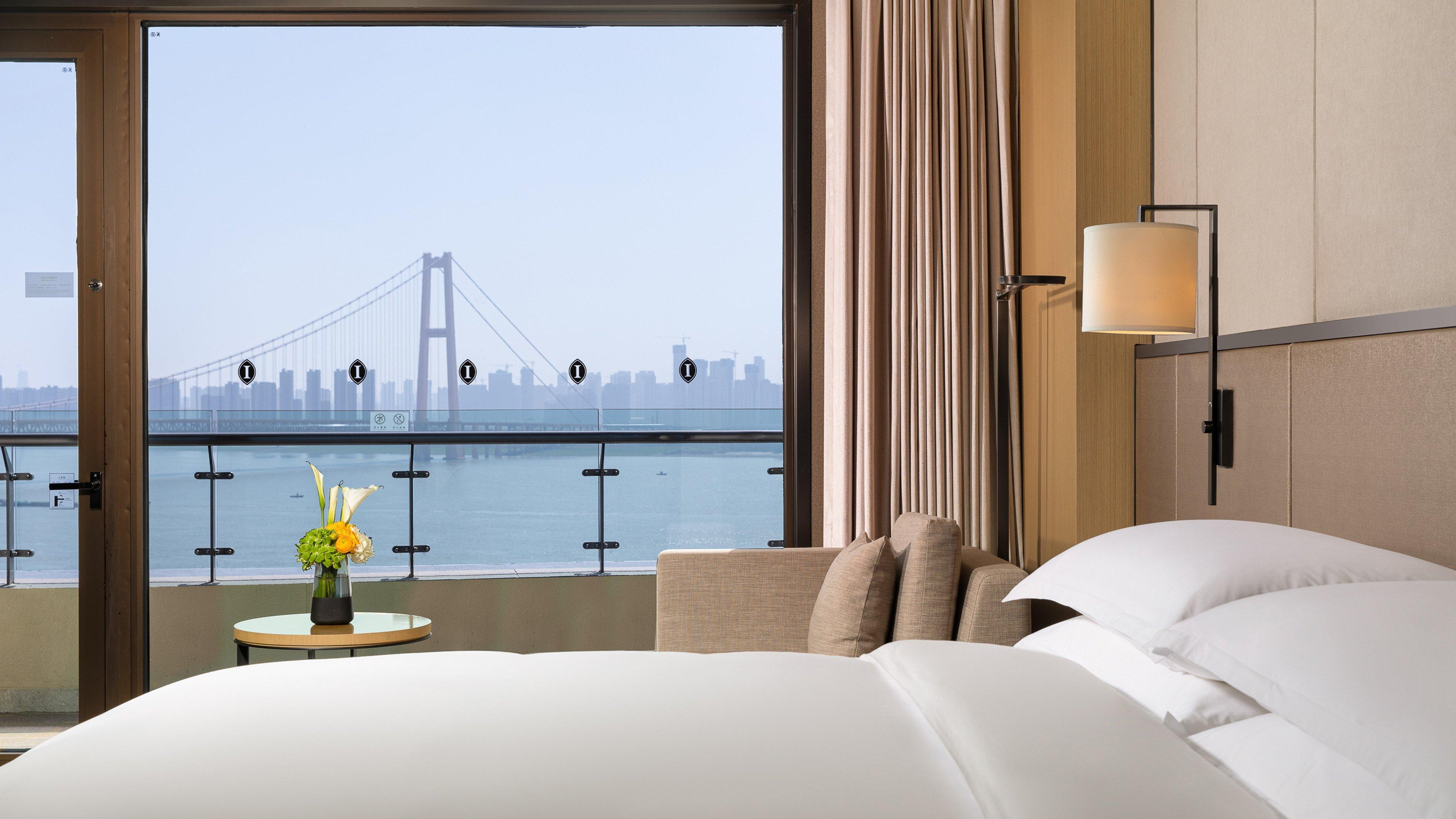 InterContinental Wuhan, an IHG Hotel Bagian luar foto