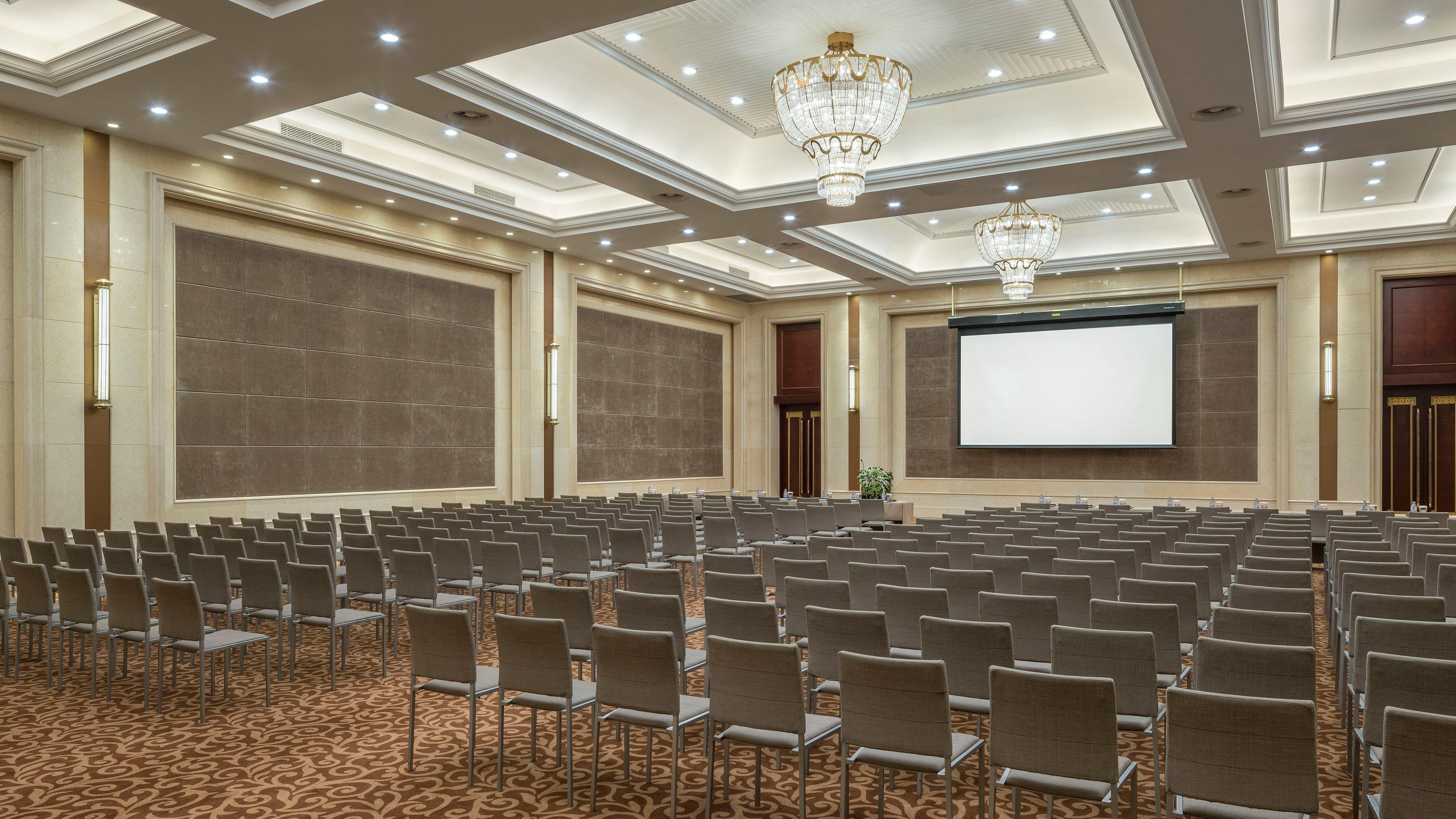 InterContinental Wuhan, an IHG Hotel Bagian luar foto