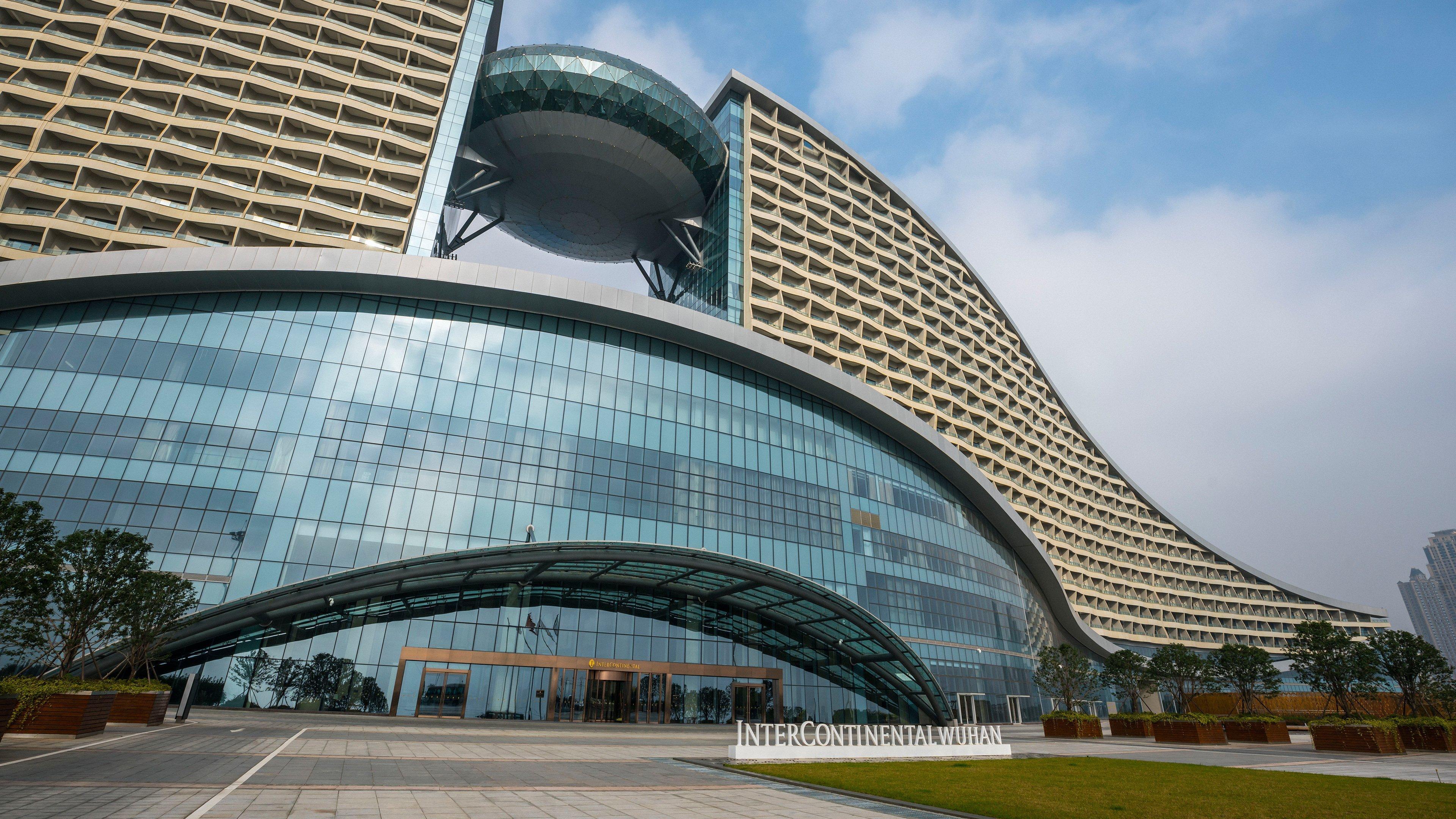 InterContinental Wuhan, an IHG Hotel Bagian luar foto