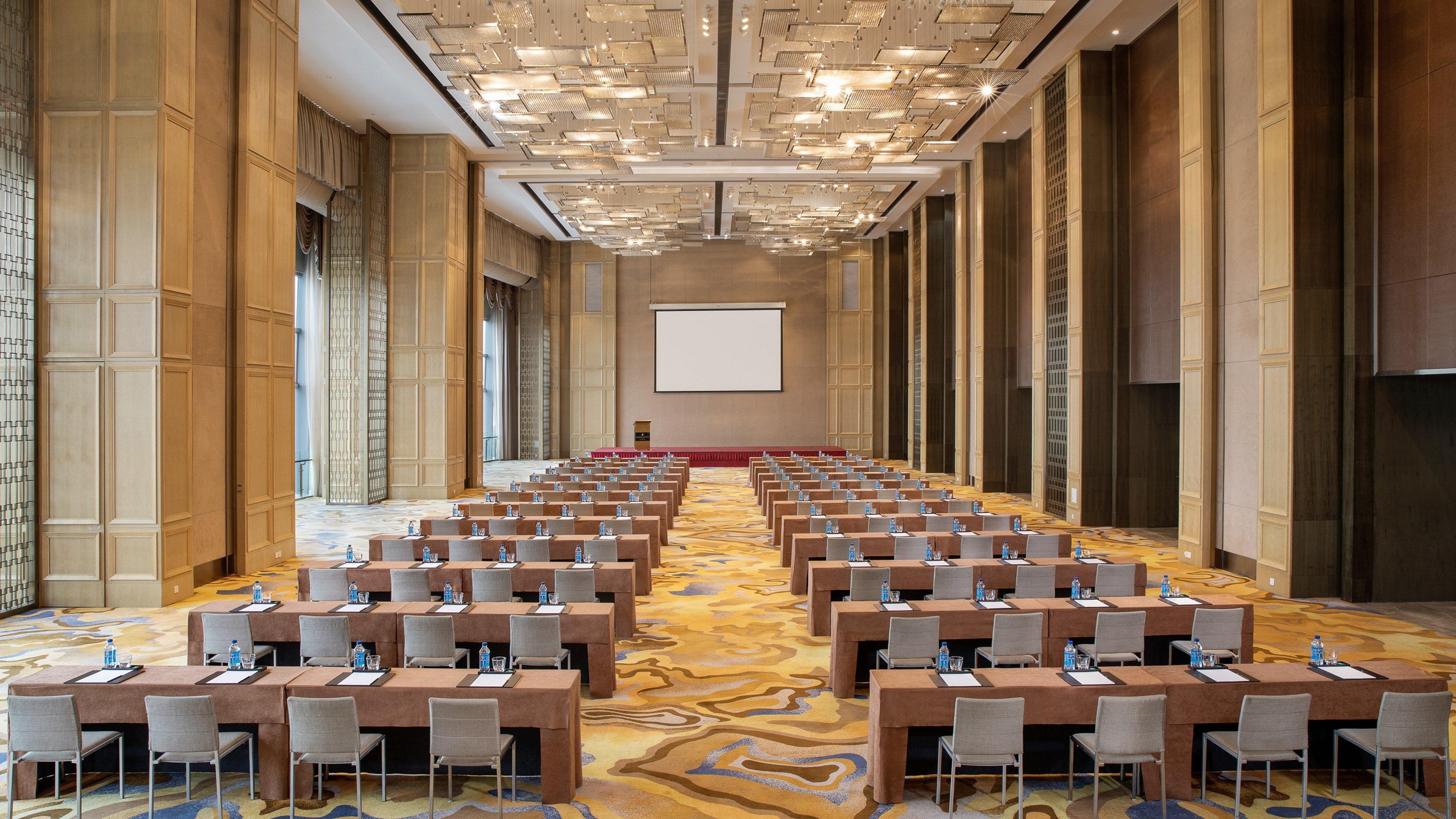 InterContinental Wuhan, an IHG Hotel Bagian luar foto