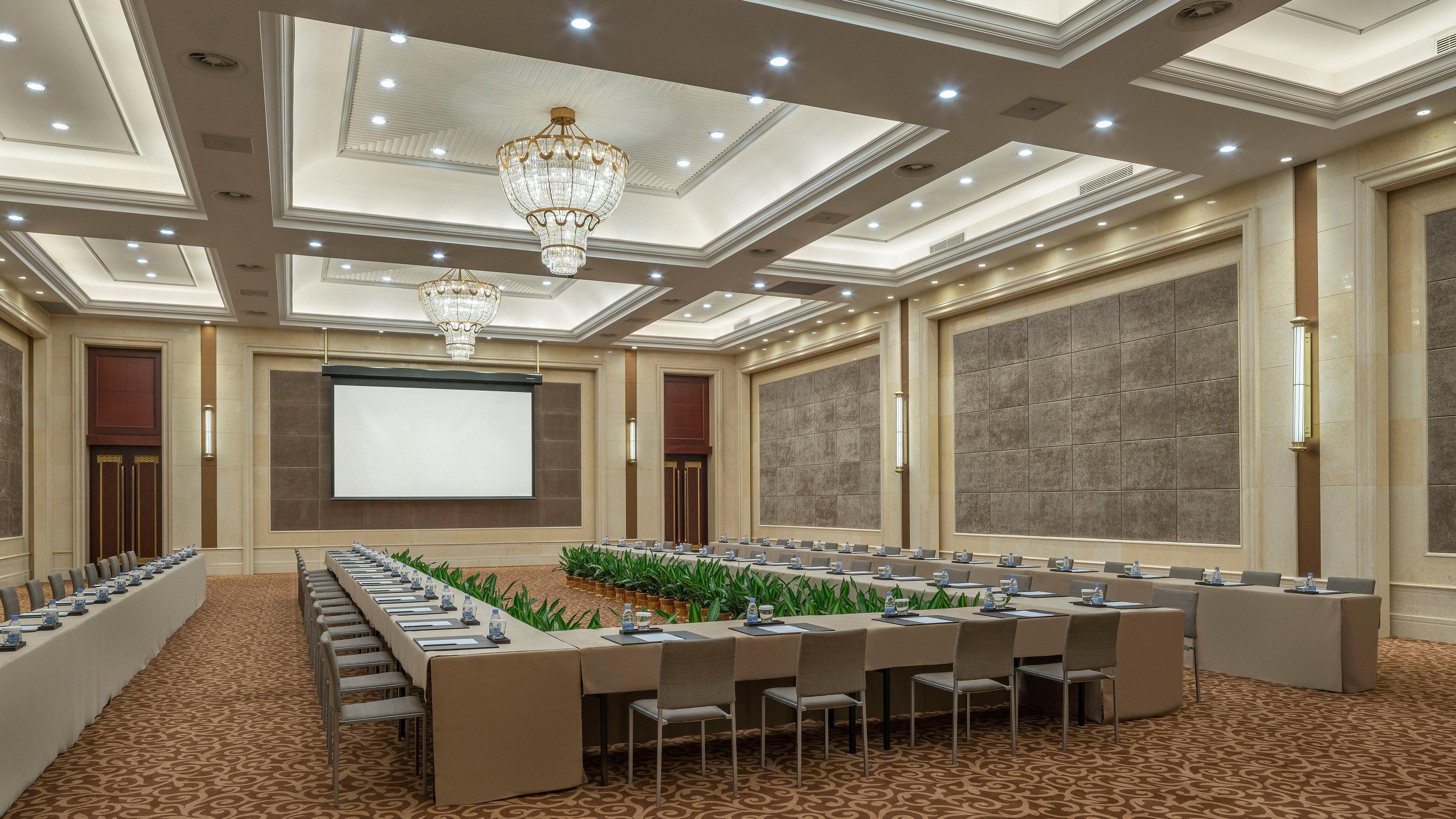 InterContinental Wuhan, an IHG Hotel Bagian luar foto